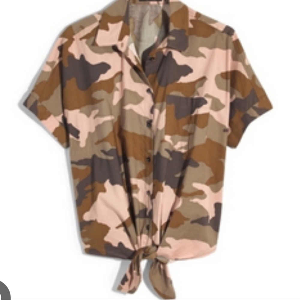 MADEWELL CAMO SHORT SLEEVES COLLAR BUTTON DOWN WOMENS TOP SIZE XSMALL